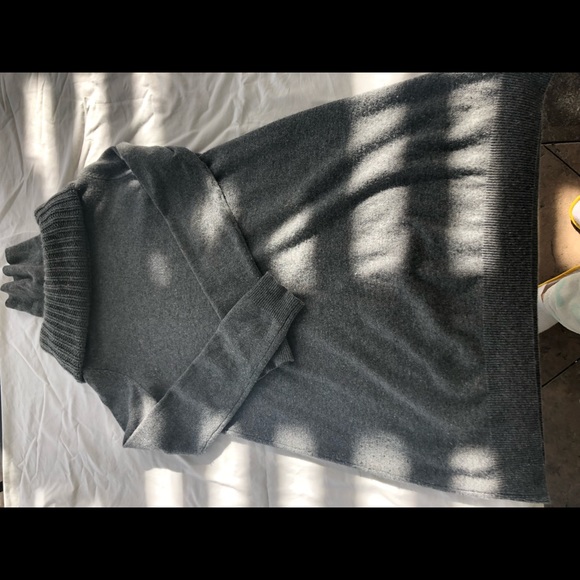 Theory cashmere sweater dress - Picture 1 of 5